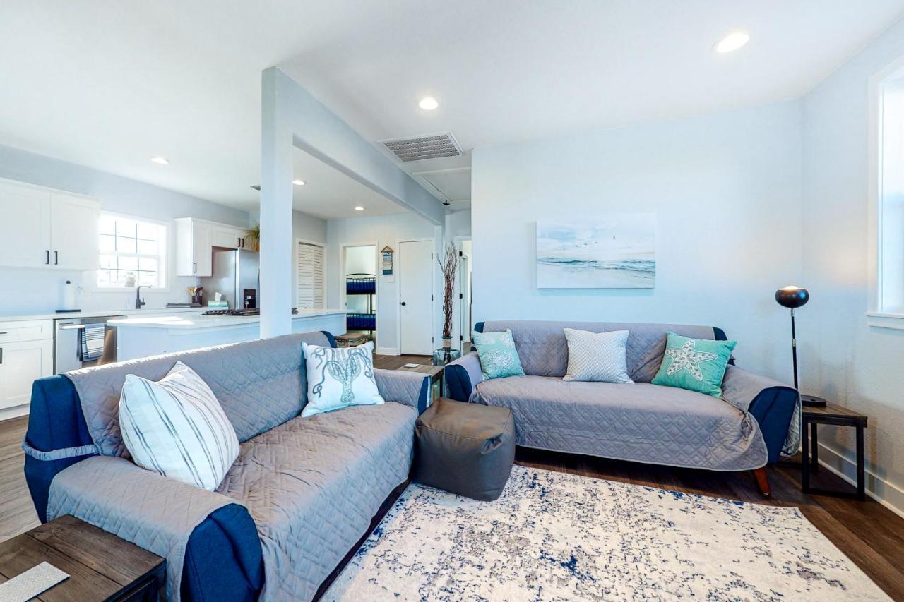 Oasis By The Bay-Upstairs Unit Villa Galveston Buitenkant foto